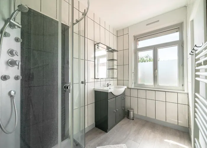 Holiday home Le Logis D'allonne - 10min De La Les Moitiers-d'Allonne